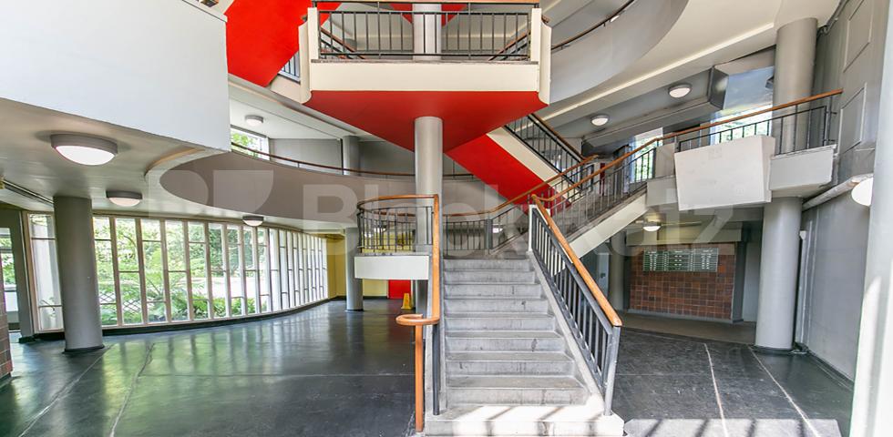 			IDEAL FOR 4 SHARERS!, 4 Bedroom, 1 bath, 1 reception Apartment			 Cruikshank Street, KINGS CROSS-RUSSELL SQUARE